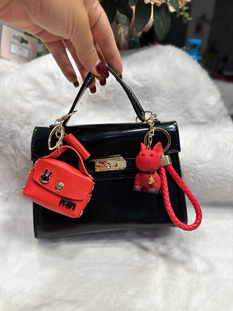 Borsa nera lucida (no ciondoli)